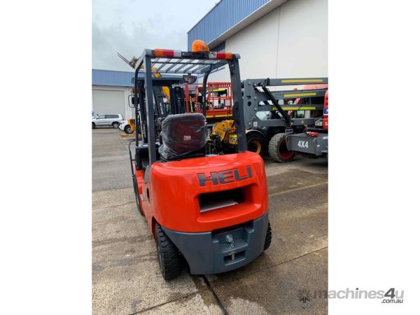 Container Mast 2.5ton Diesel Forklifts3